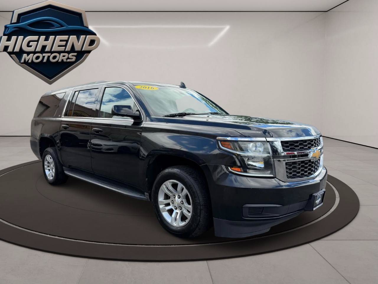 Used 2016 Chevrolet Suburban LS RWD image 8
