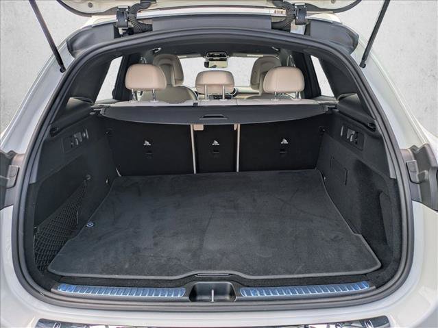 Used 2023 Mercedes-Benz GLC 300 image 8