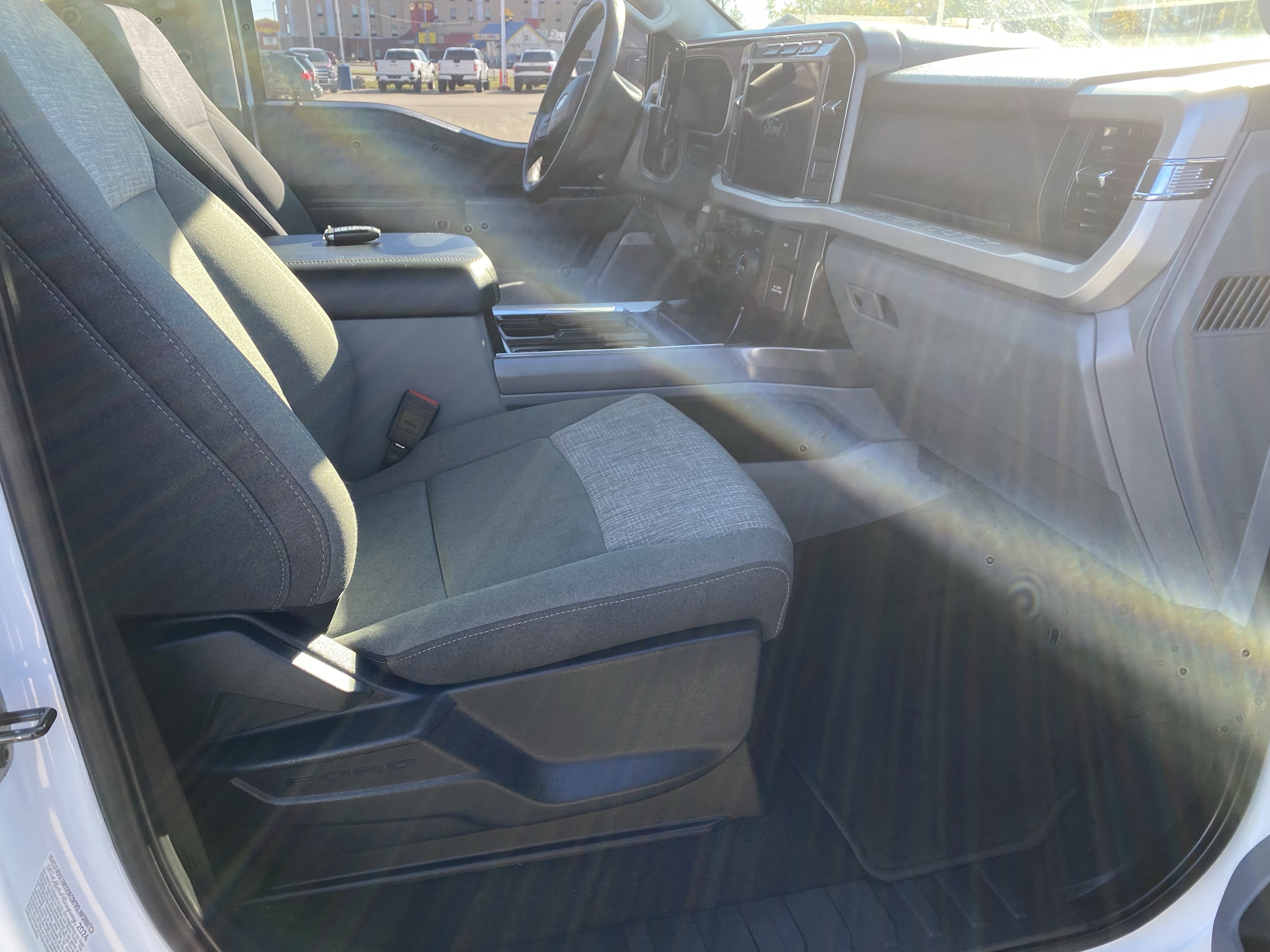 Used 2024 Ford F250 XLT w/ XLT Premium Package image 12