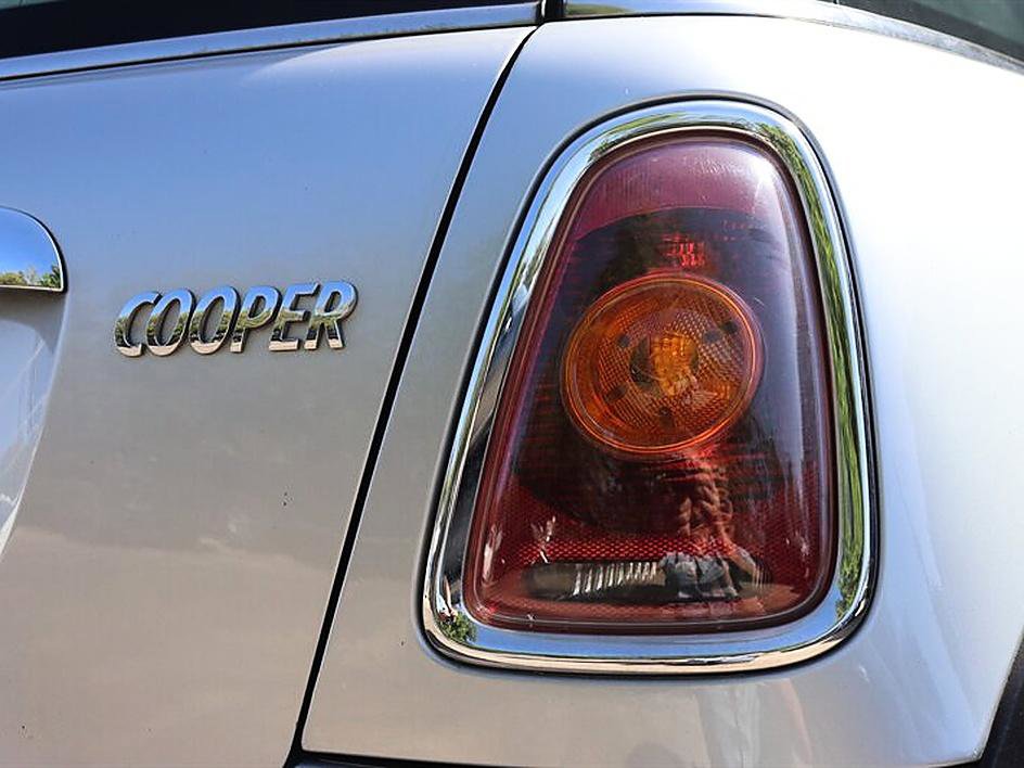 Used 2010 MINI Cooper Hardtop image 26