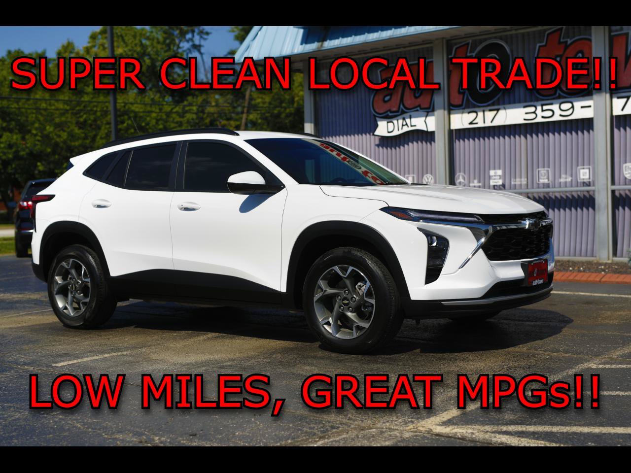 Used 2024 Chevrolet Trax LT w/ Driver Confidence Package FWD image 1
