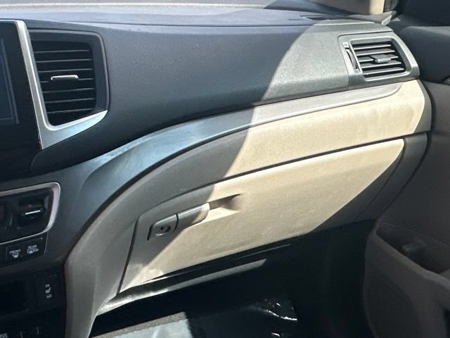 Used 2016 Honda Pilot EX-L image 3