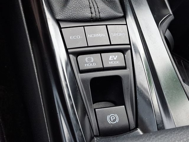 Used 2026 Toyota Camry SE FWD image 23