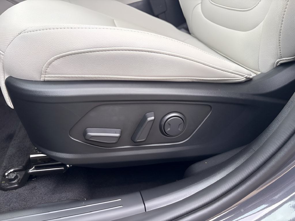 New 2026 Hyundai Tucson SEL AWD/4WD image 12
