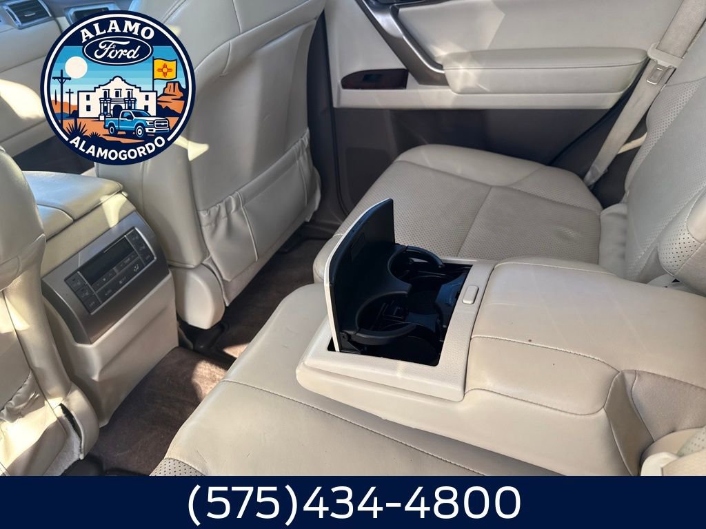 Used 2011 Lexus GX 460 image 11