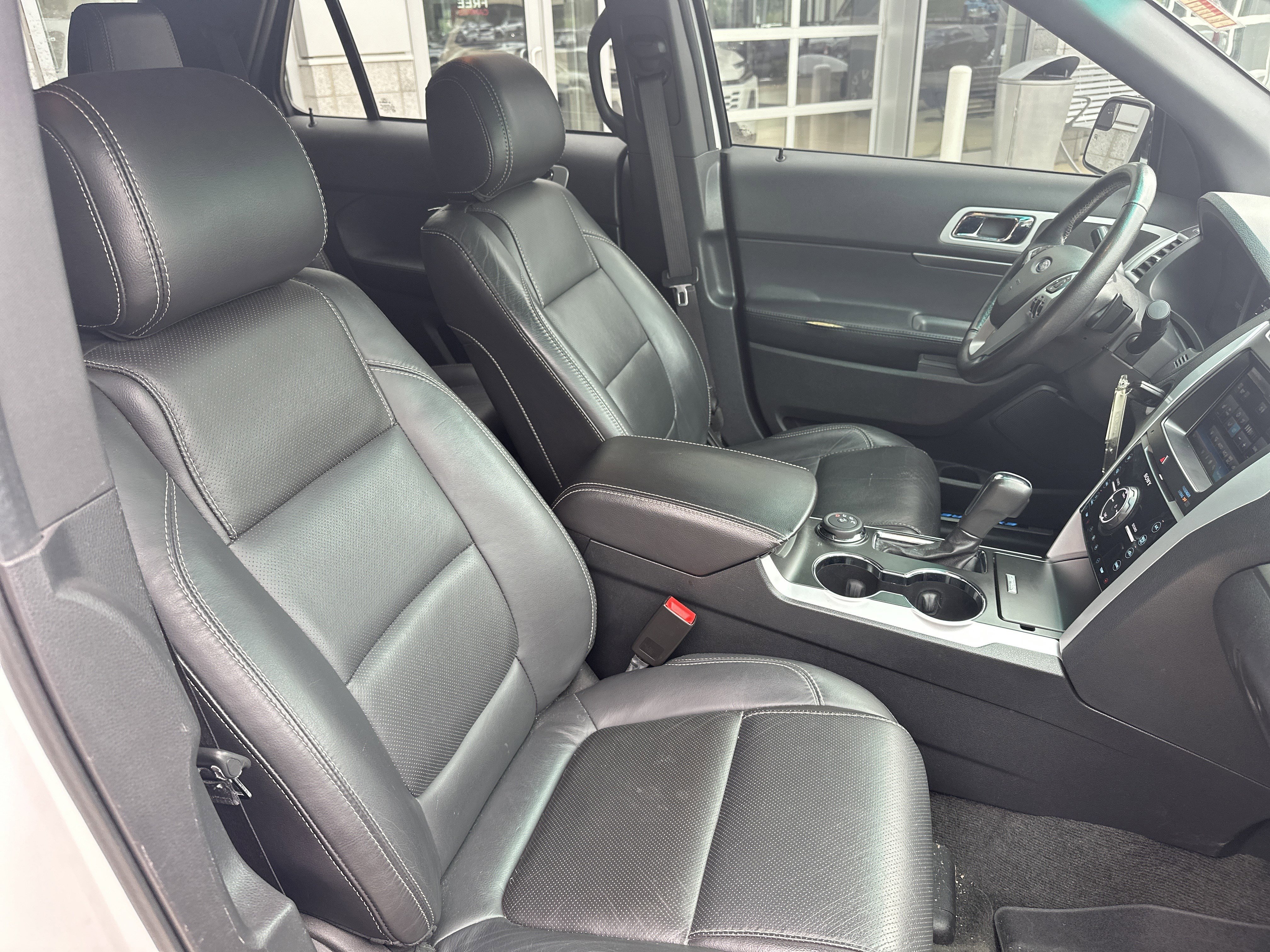 Used 2015 Ford Explorer Sport AWD/4WD image 26