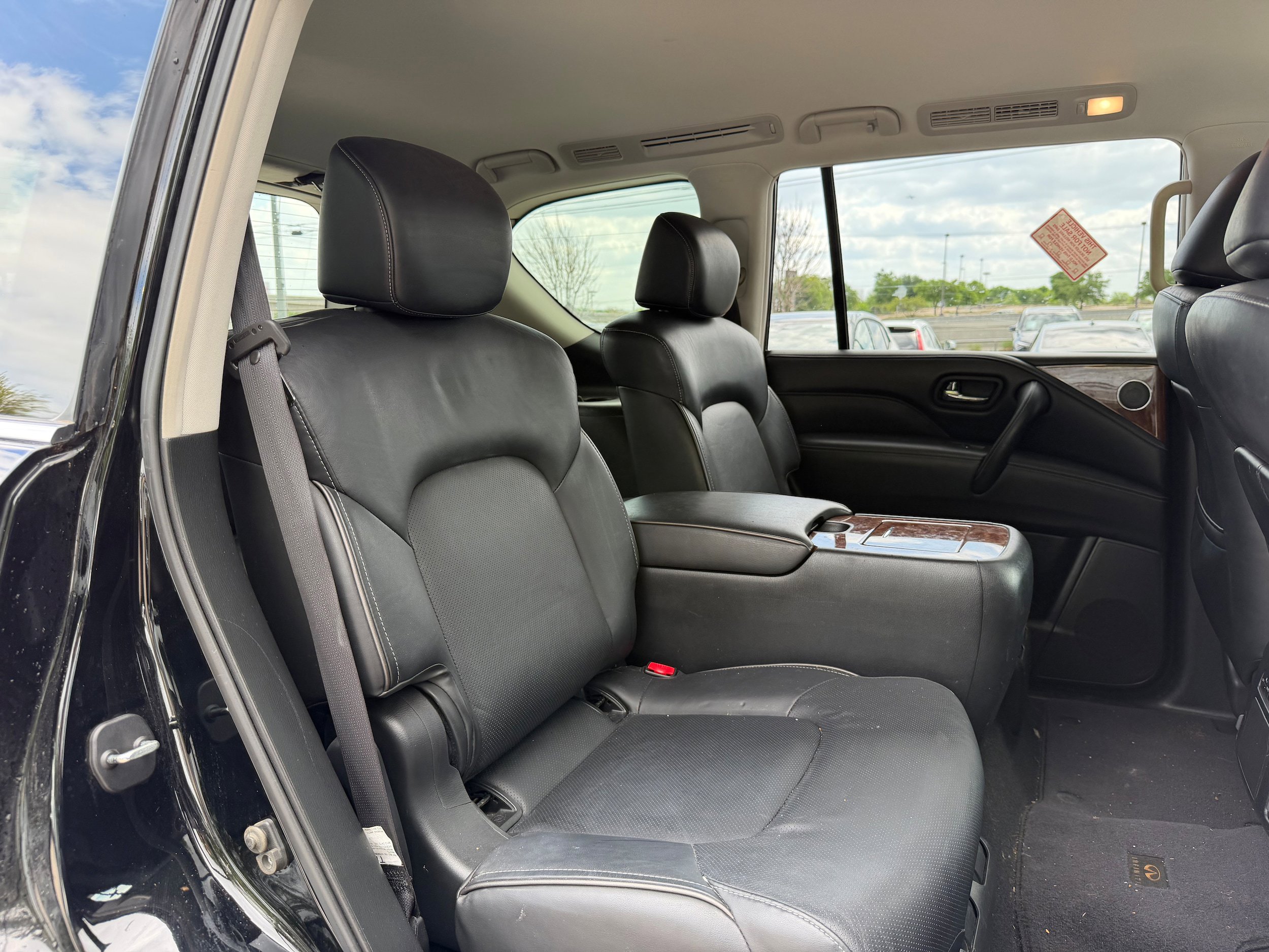 Used 2019 INFINITI QX80 Luxe RWD image 12