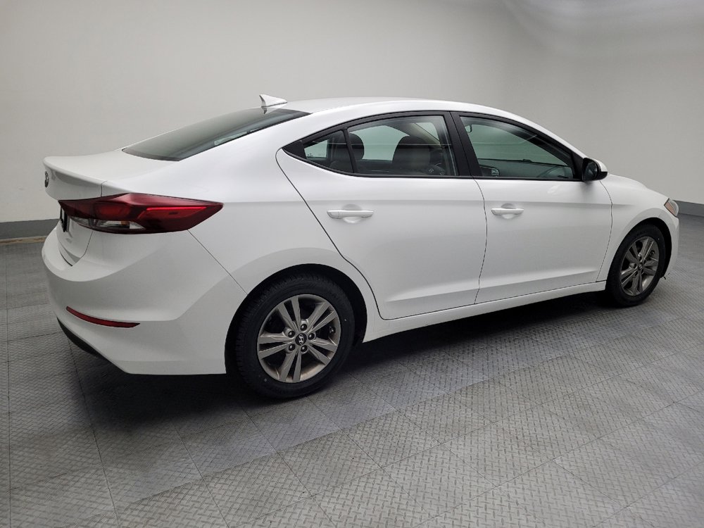 Used 2017 Hyundai Elantra SE image 10