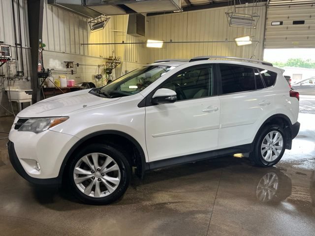 Used 2014 Toyota RAV4 Limited AWD/4WD image 2