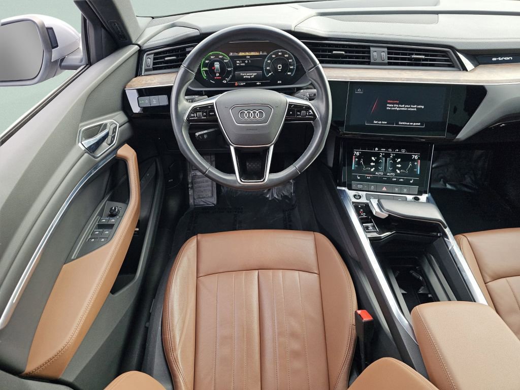 Used 2022 Audi e-tron Premium image 4