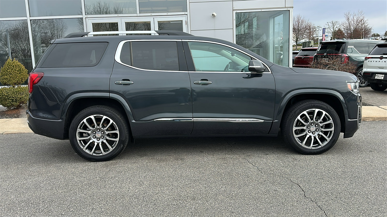 Used 2021 GMC Acadia Denali w/ Denali Ultimate Package image 30