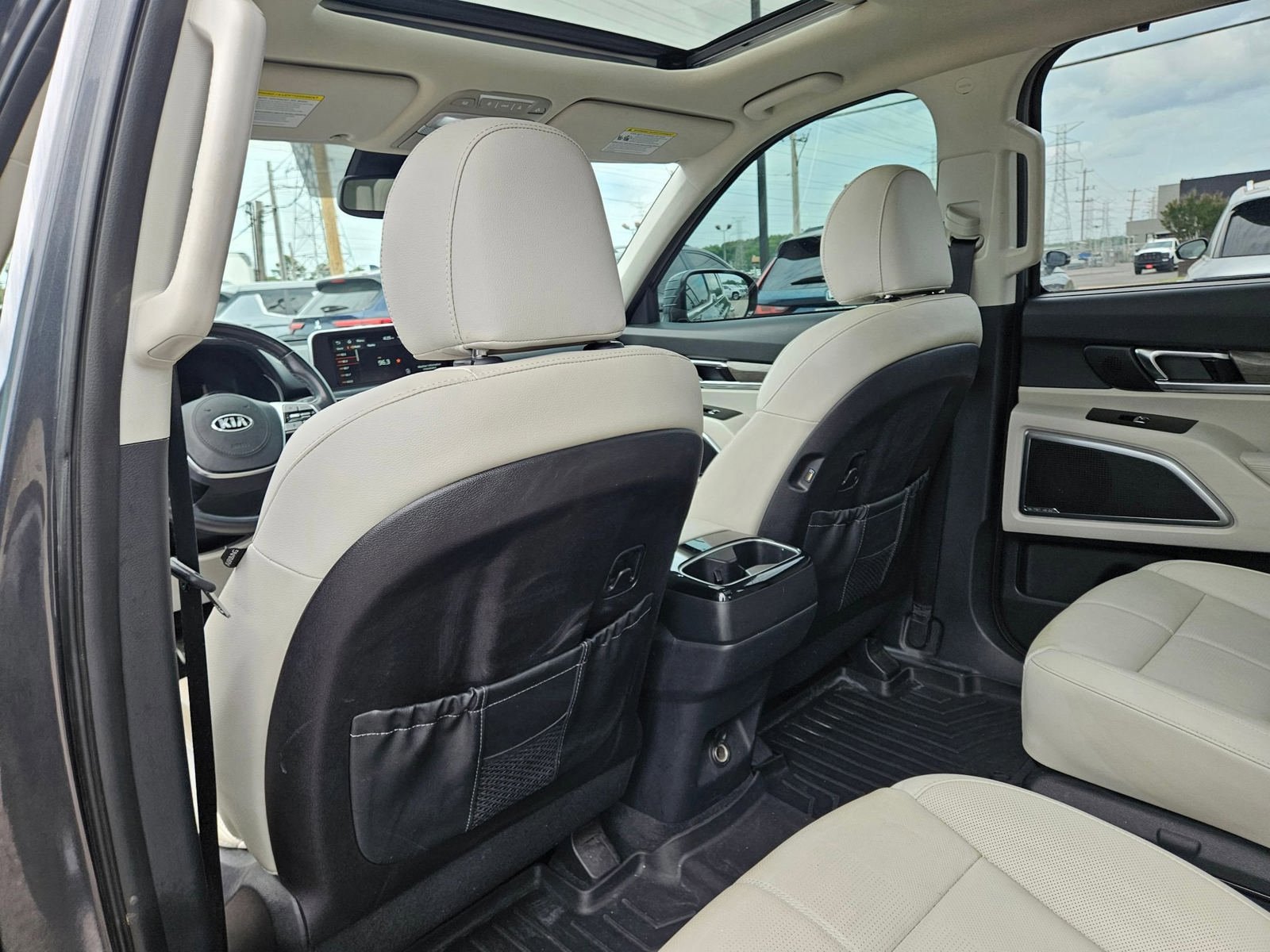 Used 2021 Kia Telluride SX w/ Towing Package AWD/4WD image 26