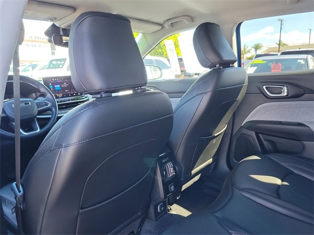 Certified 2022 Jeep Compass Latitude image 14