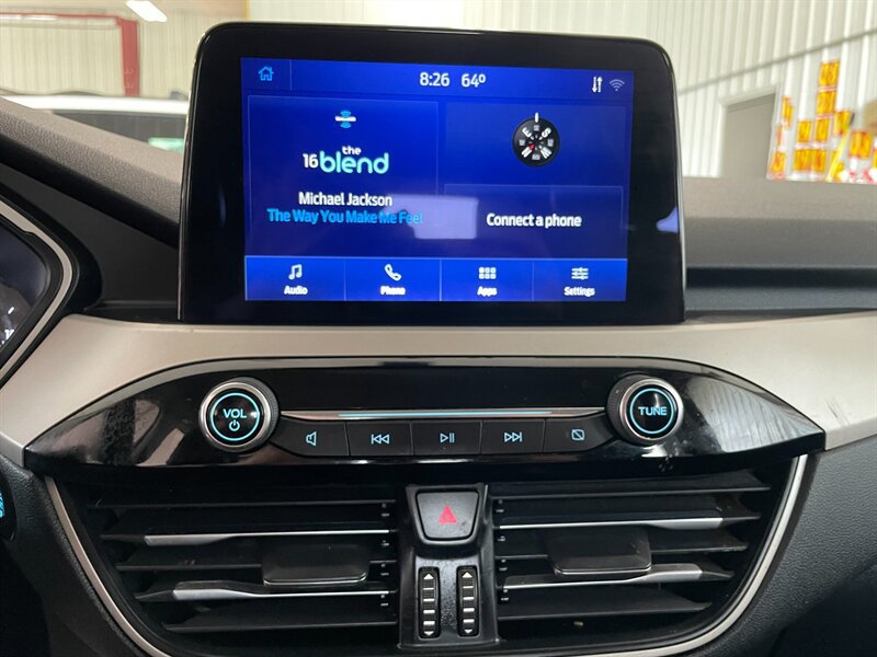 Used 2021 Ford Escape SEL AWD/4WD image 12
