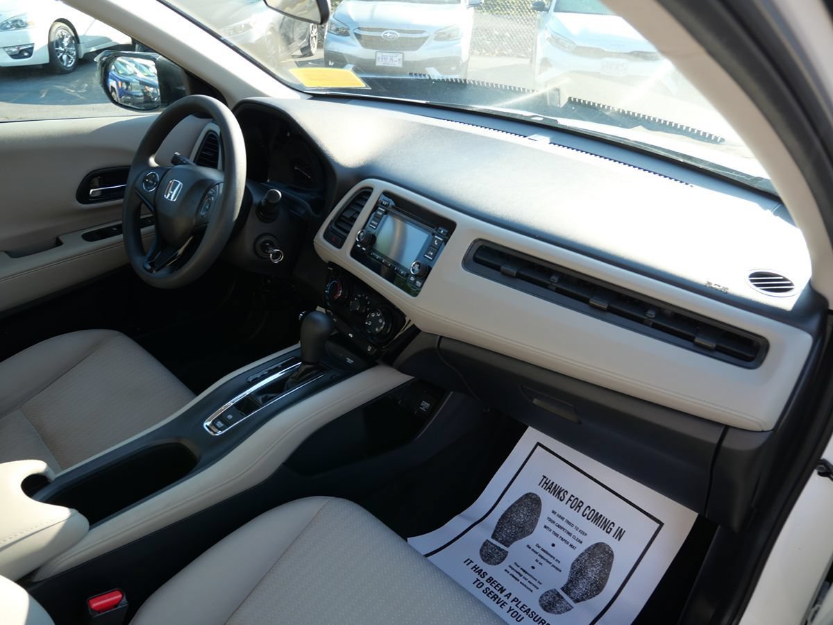 Used 2016 Honda HR-V LX image 30