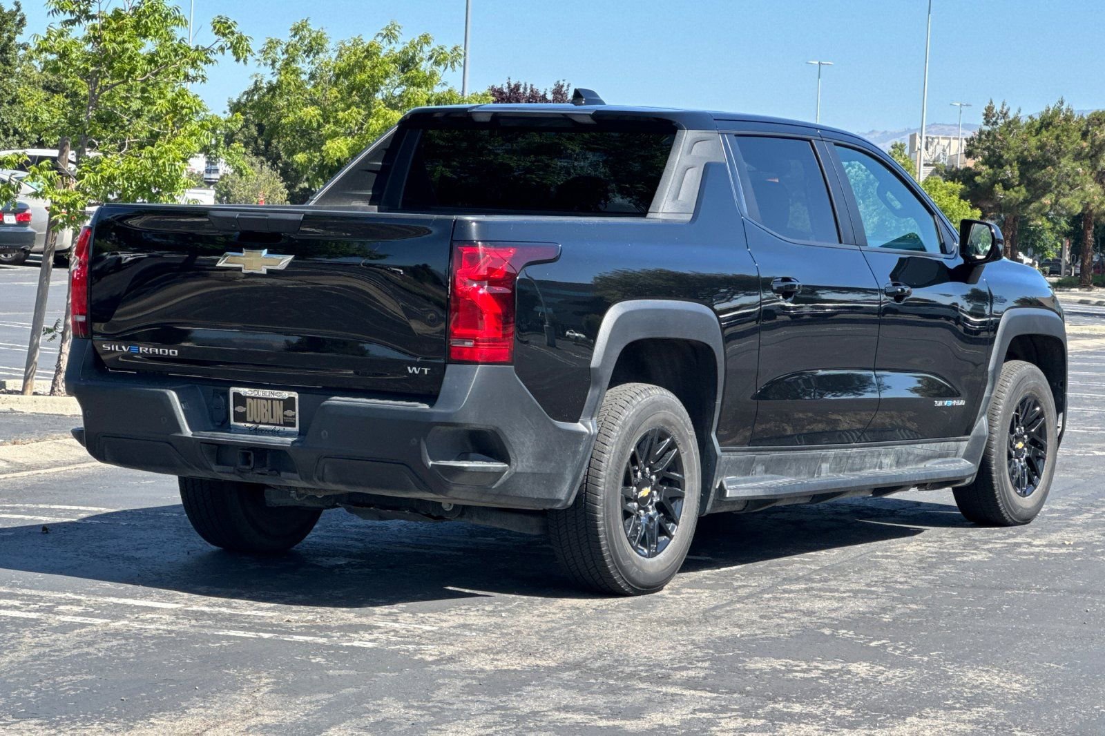 Used 2024 Chevrolet Silverado EV W/T AWD/4WD image 4