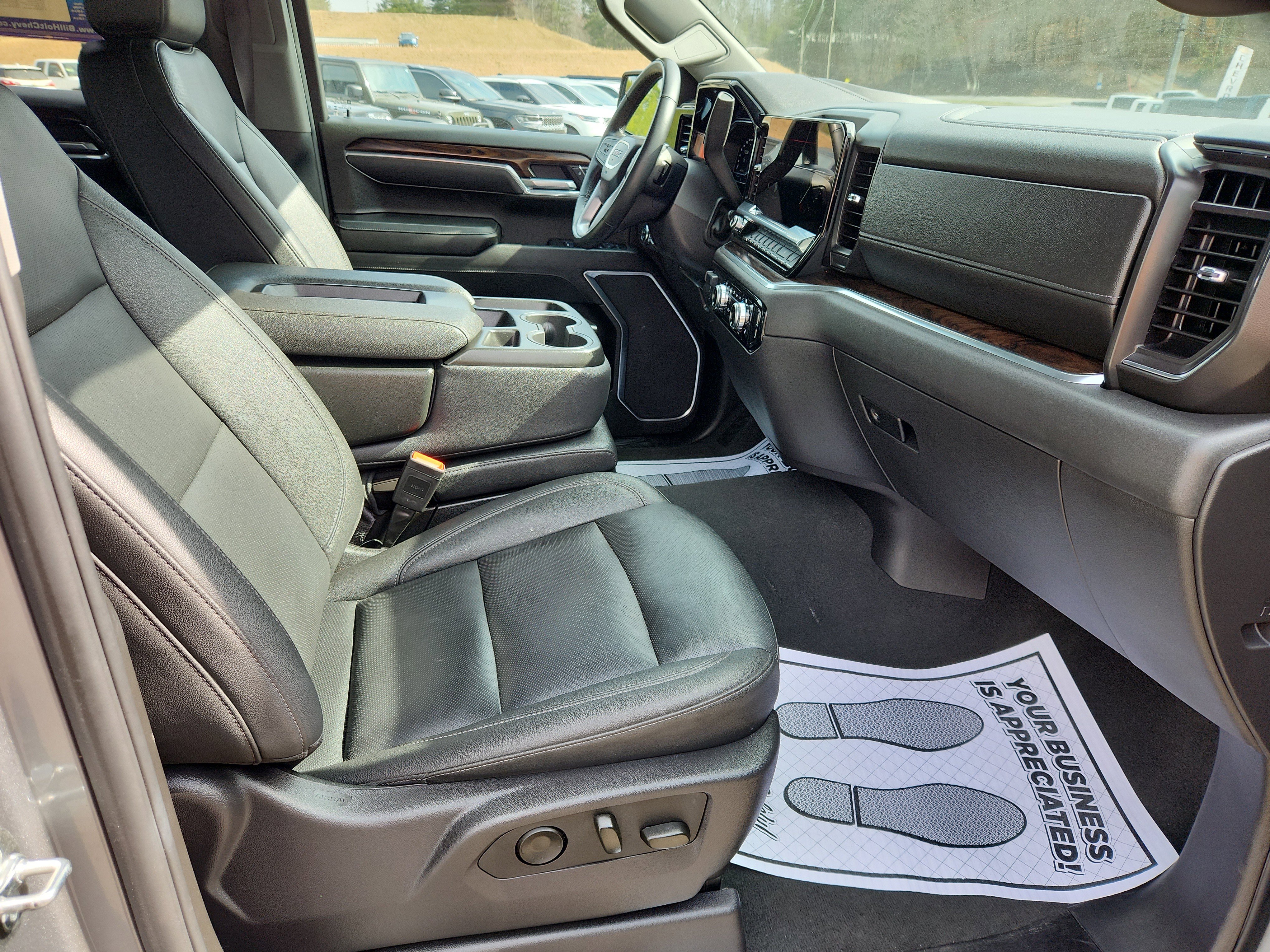 Used 2025 GMC Sierra 1500 SLT image 43