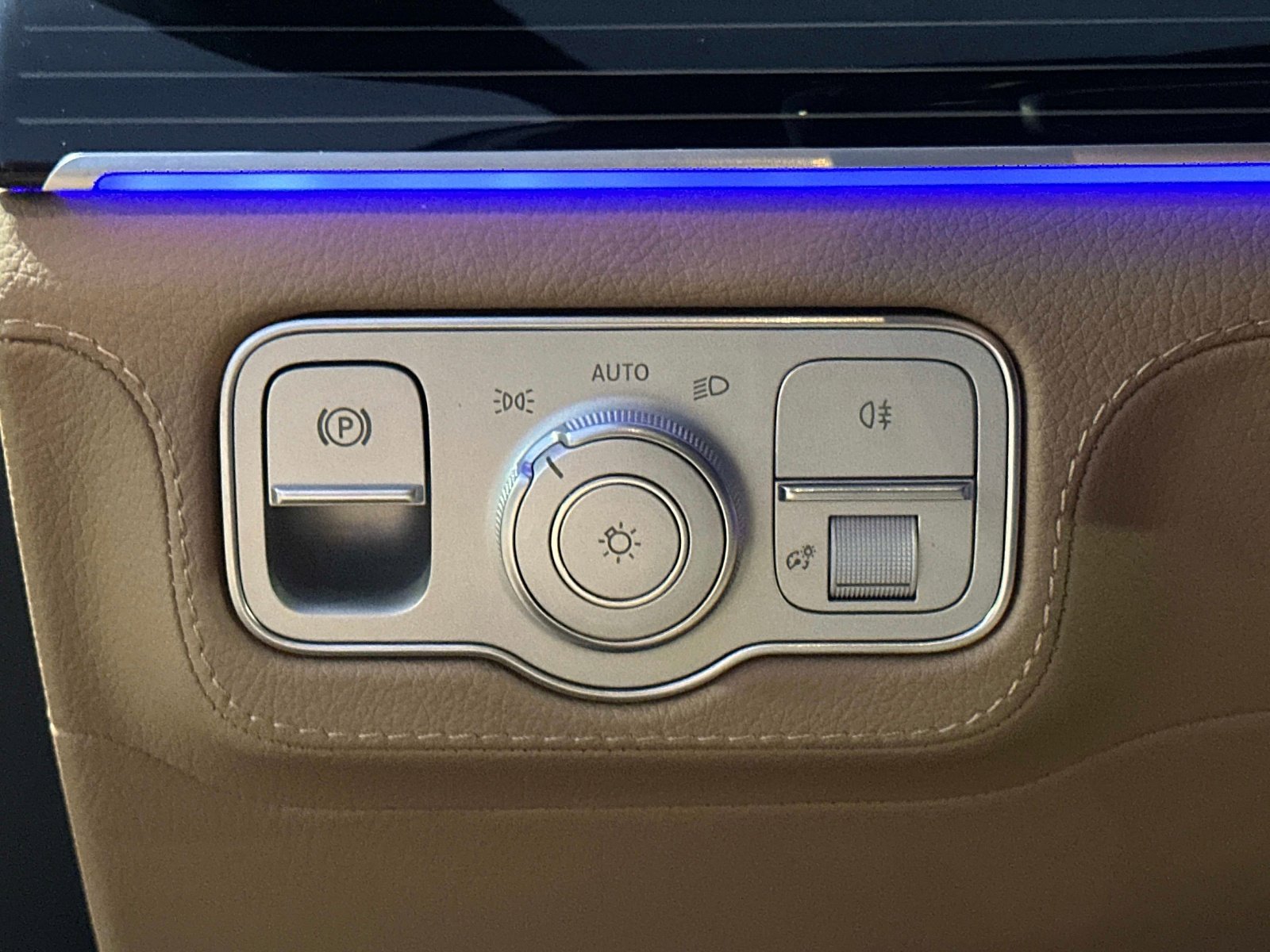 Certified 2024 Mercedes-Benz GLS 580 4MATIC image 30