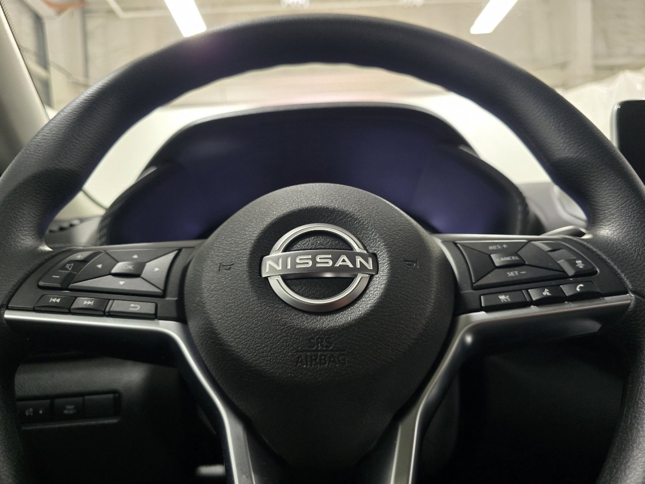 Used 2025 Nissan Sentra SV image 21