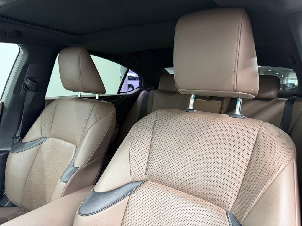 Used 2022 Lexus ES 300h FWD image 23