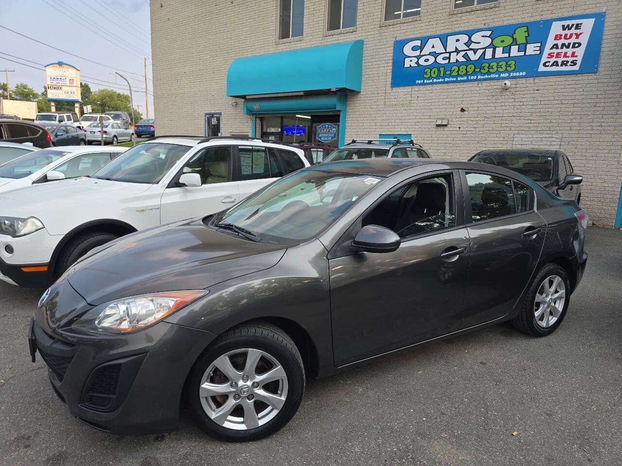 Used 2010 MAZDA MAZDA3 i Touring FWD image 4