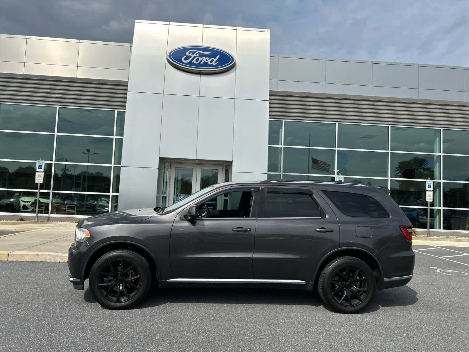 Used 2017 Dodge Durango SXT w/ Quick Order Package 23B