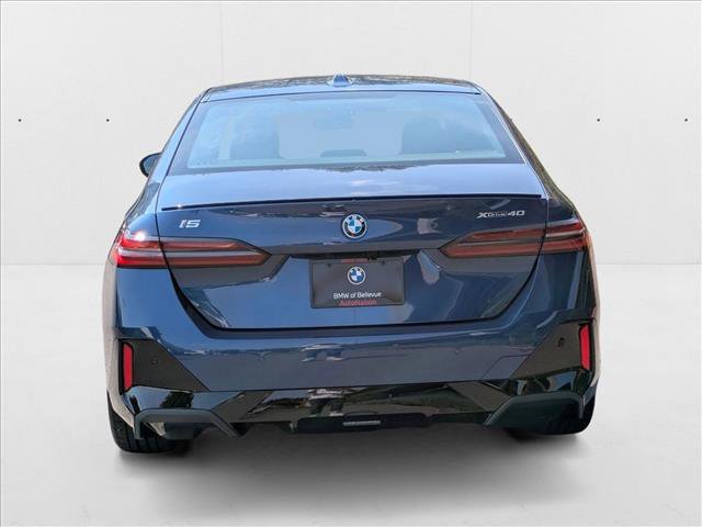 Used 2026 BMW i5 eDrive40 w/ M Sport Package AWD/4WD image 7