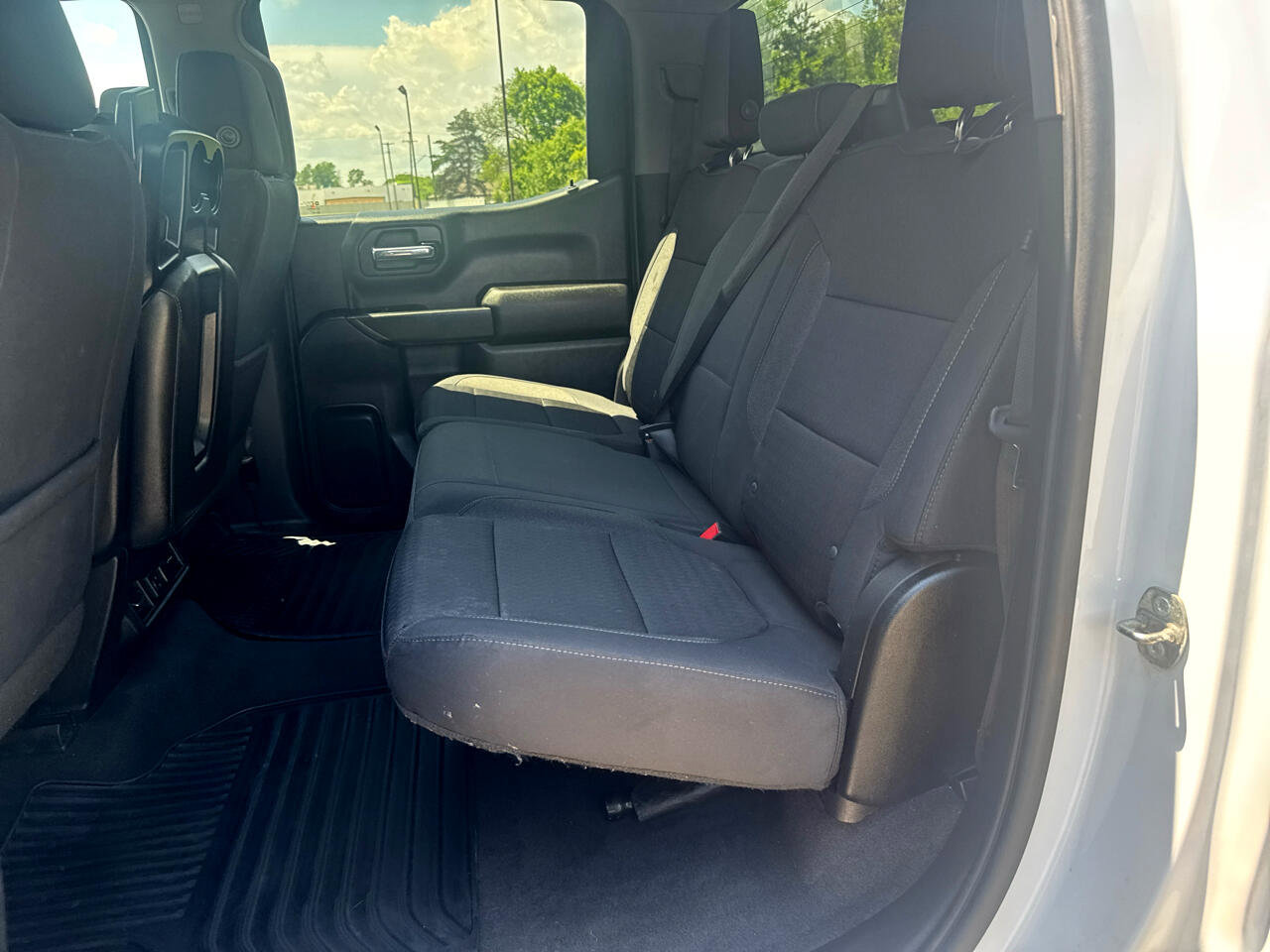 Used 2019 Chevrolet Silverado 1500 LT image 29
