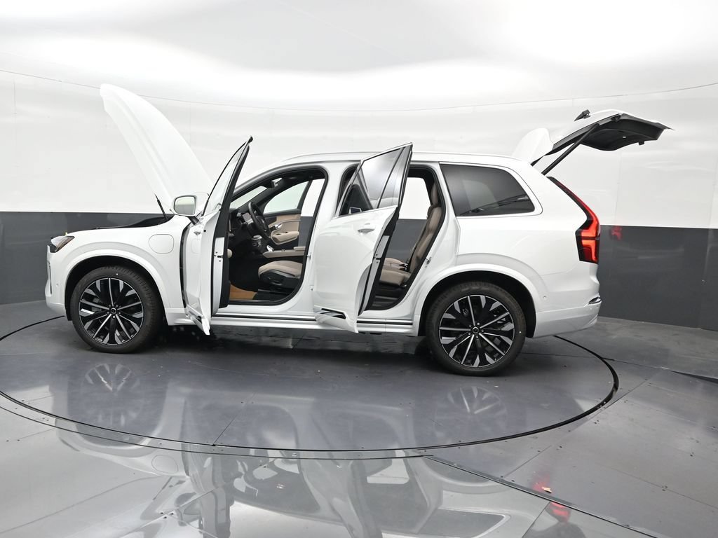 New 2026 Volvo XC90 T8 Plus w/ Protection Package Premier AWD/4WD image 31