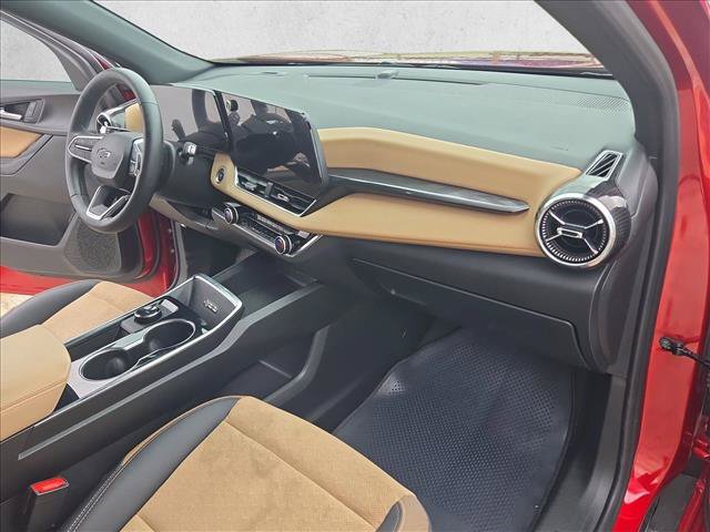 Used 2025 Chevrolet Equinox ACTIV AWD/4WD image 20