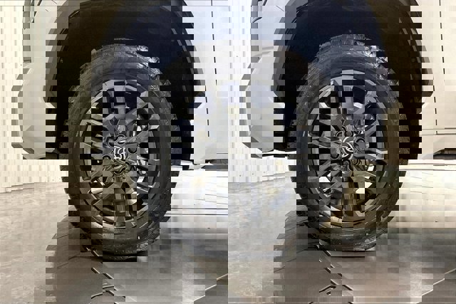 Used 2025 Toyota Tundra Platinum image 9