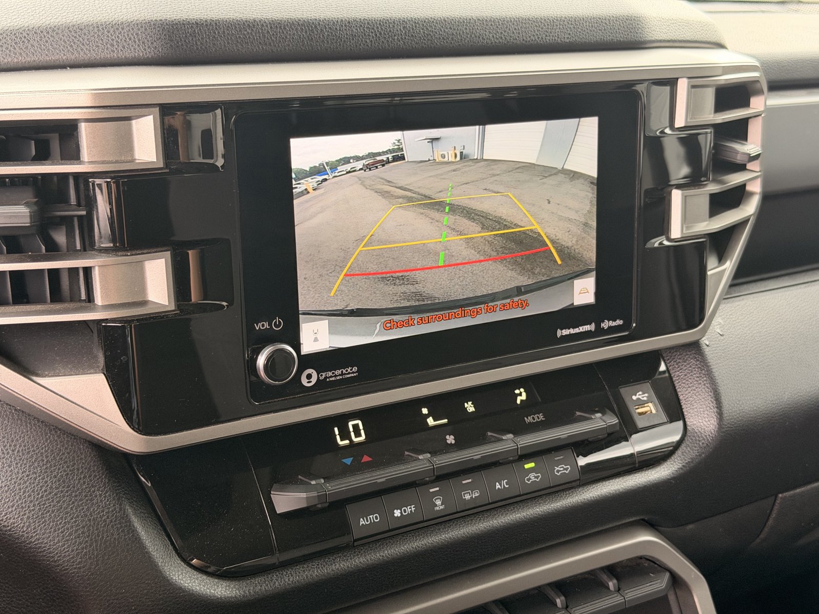 Used 2022 Toyota Tundra SR5 AWD/4WD image 25