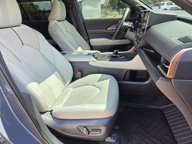 Used 2025 Toyota Grand Highlander AWD Hybrid image 15