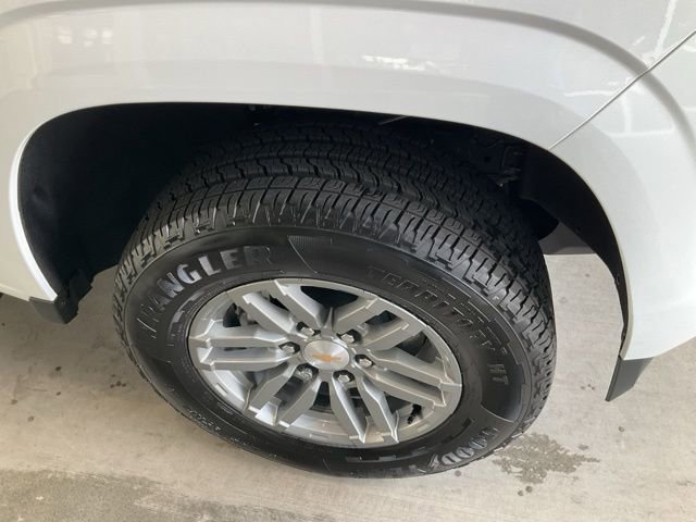 Used 2025 Chevrolet Colorado LT RWD image 28