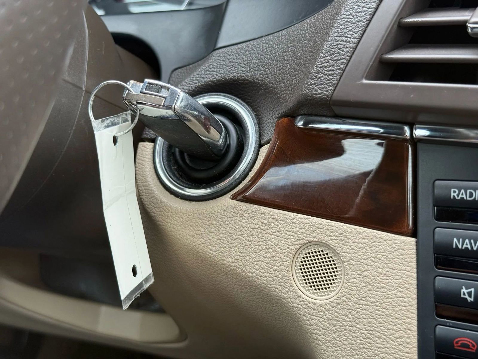 Used 2010 Mercedes-Benz E 350 Coupe image 30