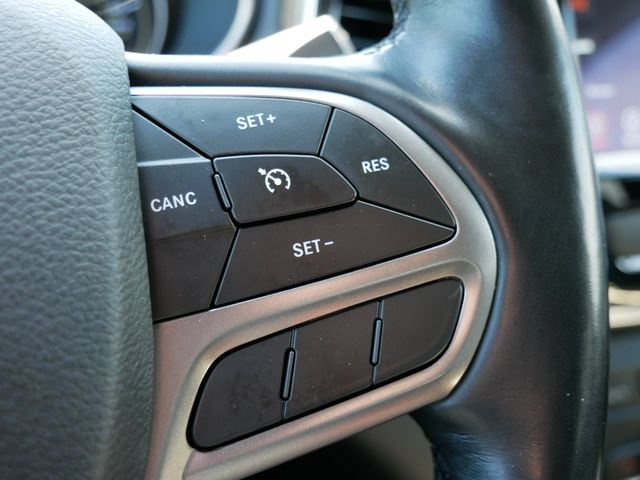 Used 2020 Jeep Cherokee Limited AWD/4WD image 25