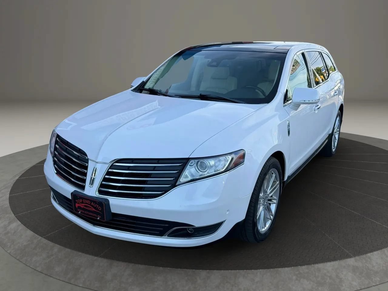 Used 2019 Lincoln MKT AWD