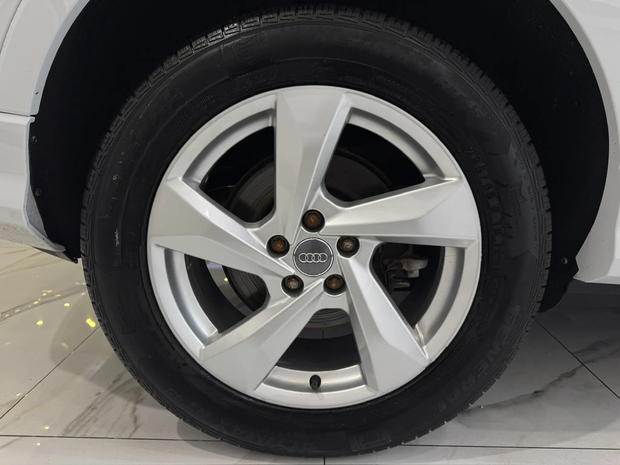 Used 2019 Audi Q3 2.0T Premium w/ Convenience Package AWD/4WD image 10