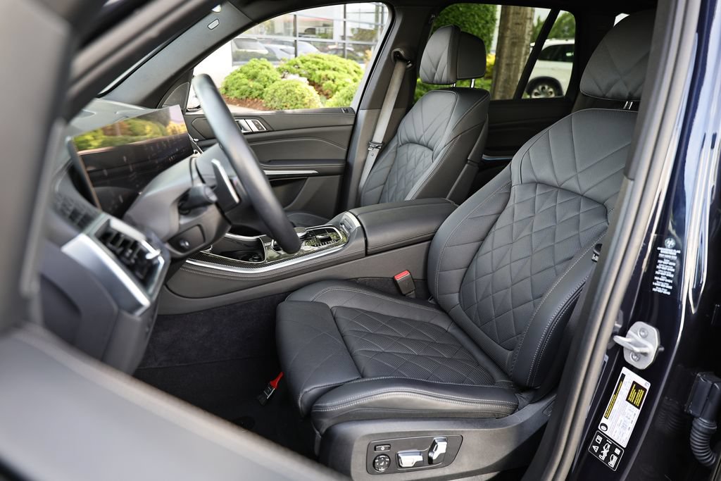 Certified 2024 BMW X5 M60i AWD/4WD image 21