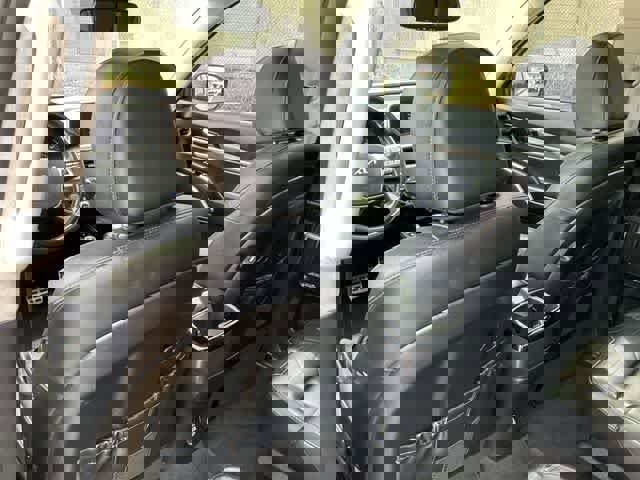 Used 2022 Kia Telluride SX w/ SX Prestige Package image 16