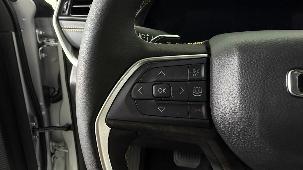 New 2026 Jeep Grand Cherokee Limited AWD/4WD image 17