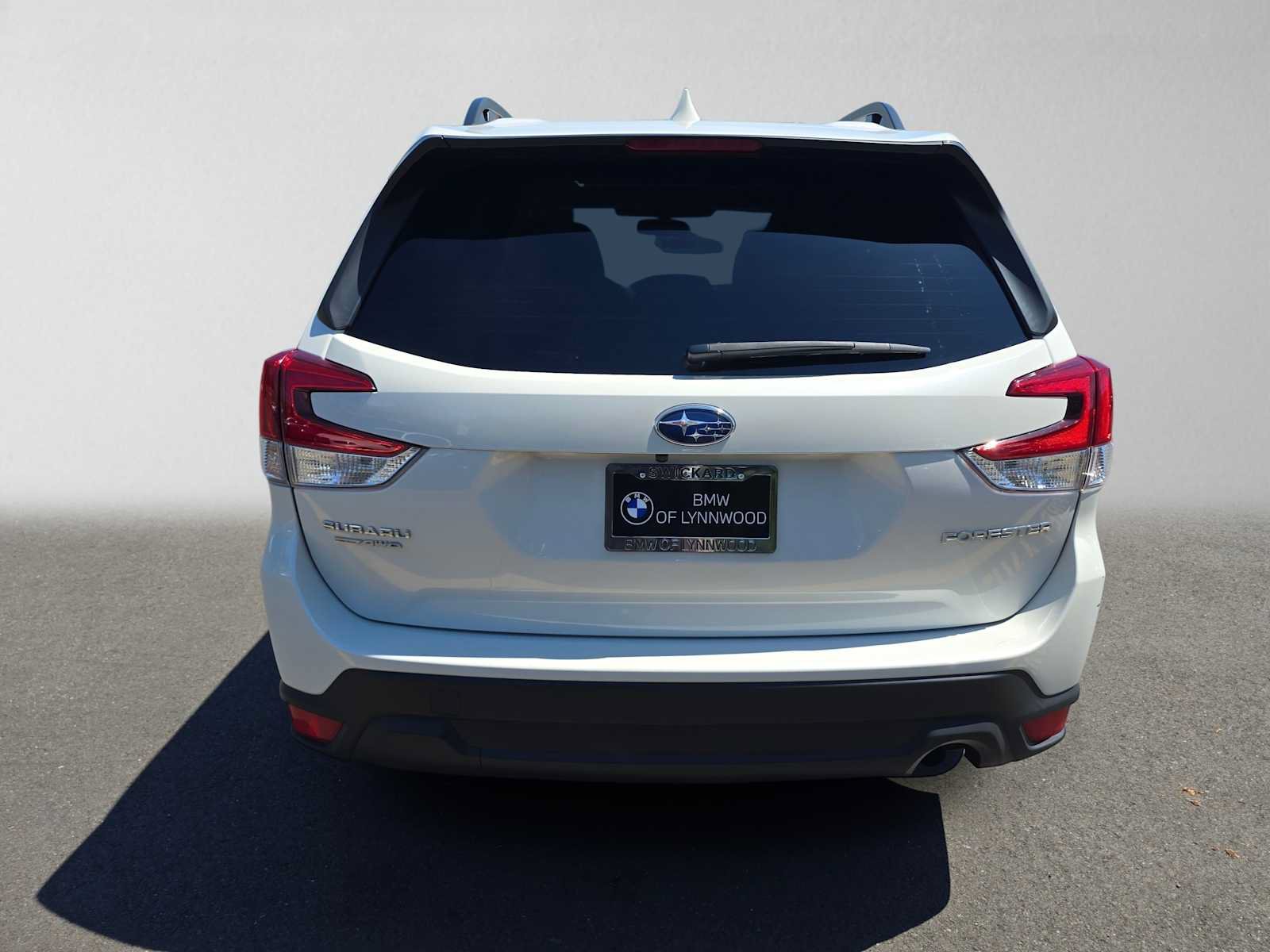 Used 2023 Subaru Forester Premium AWD/4WD image 4