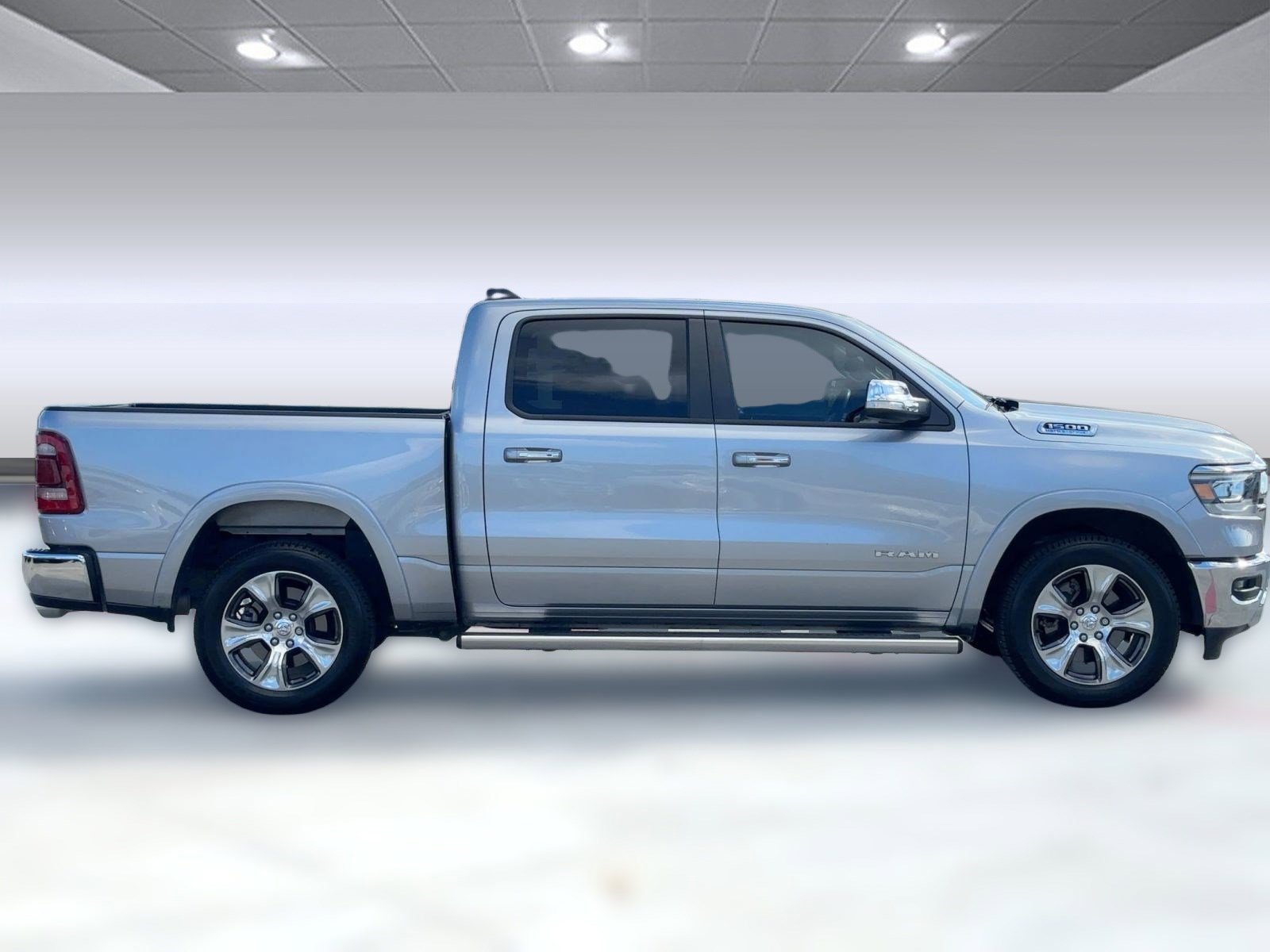 Used 2022 RAM 1500 Laramie image 8