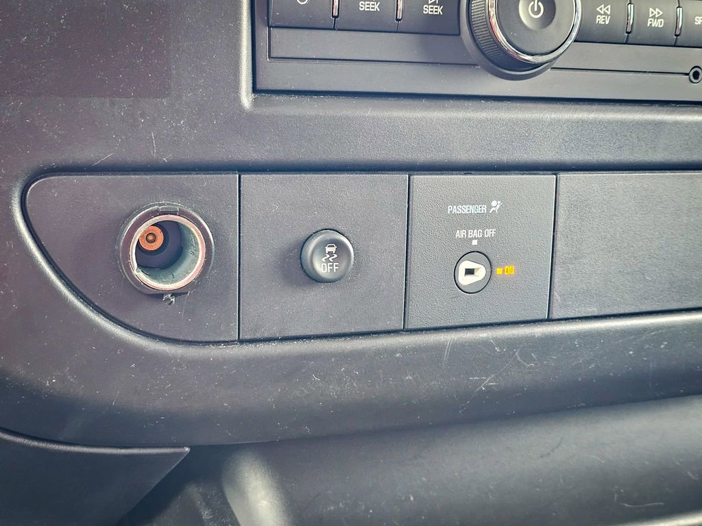 Used 2024 Chevrolet Express 2500 w/ Driver Convenience Package image 20