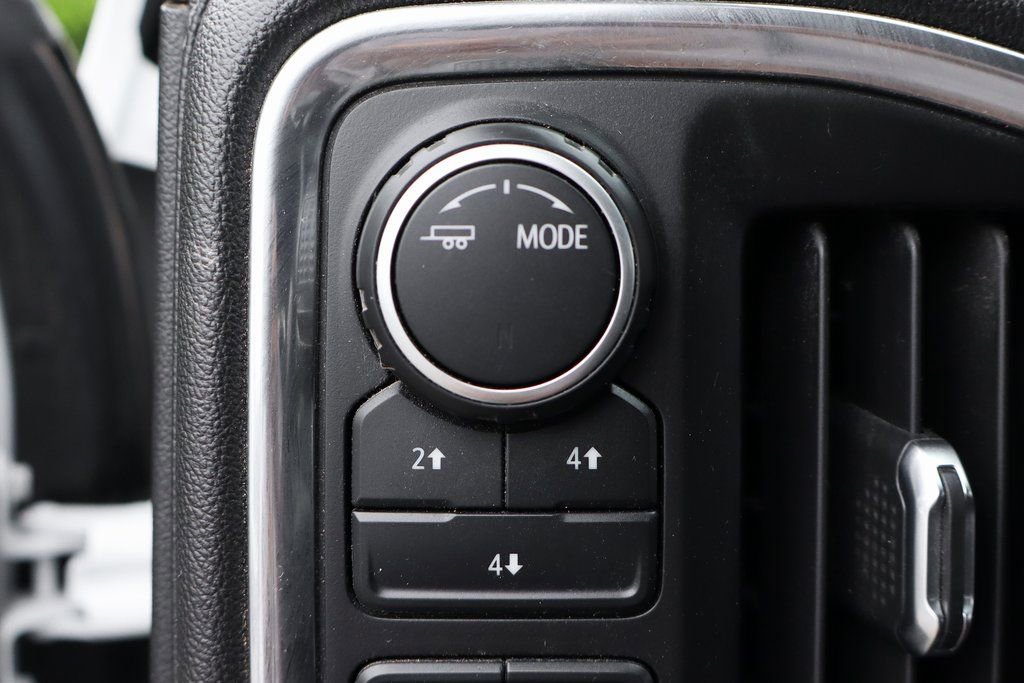 Used 2022 Chevrolet Silverado 2500 LT w/ Convenience Package image 22