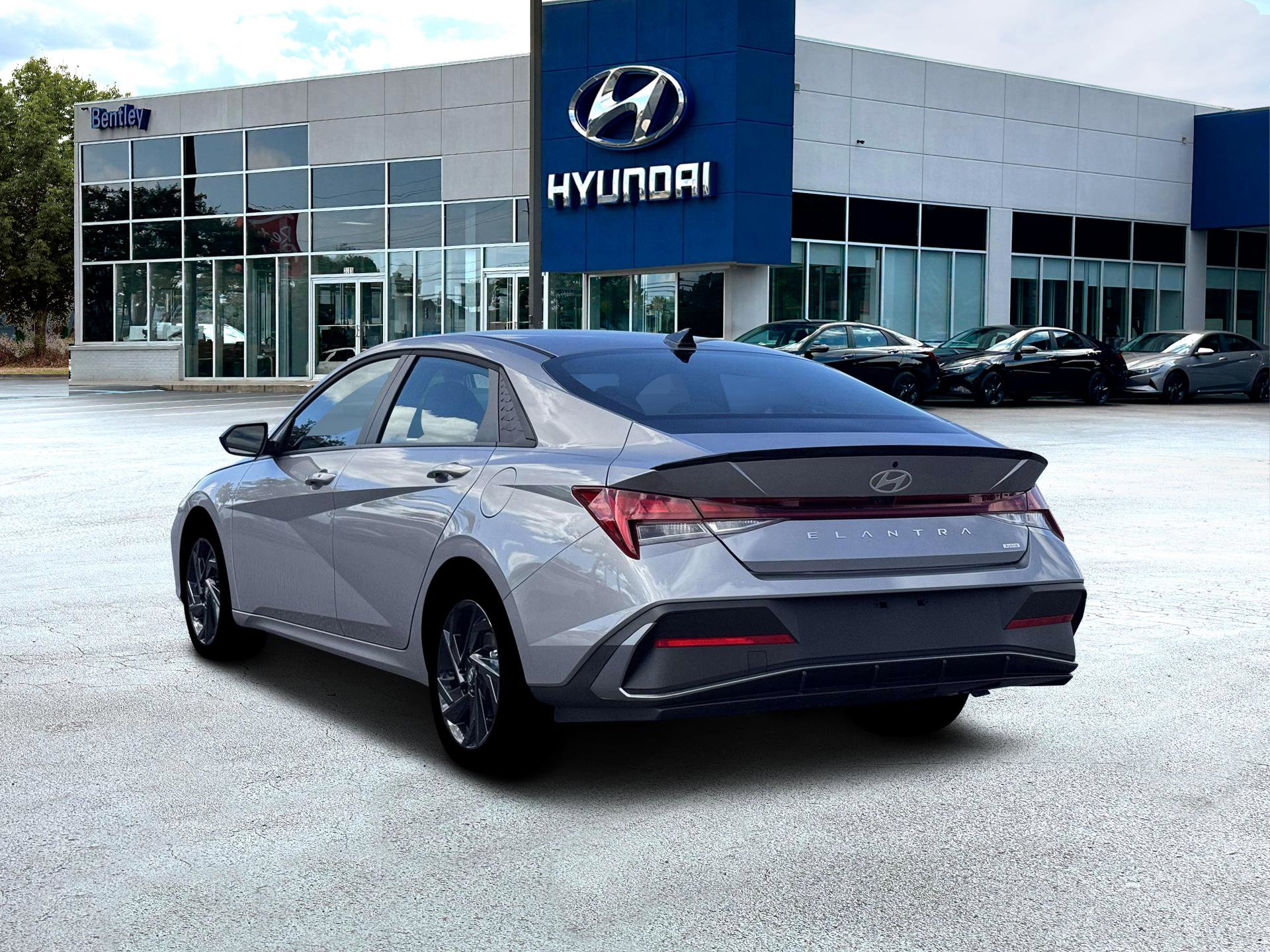 New 2026 Hyundai Elantra Sport FWD image 5