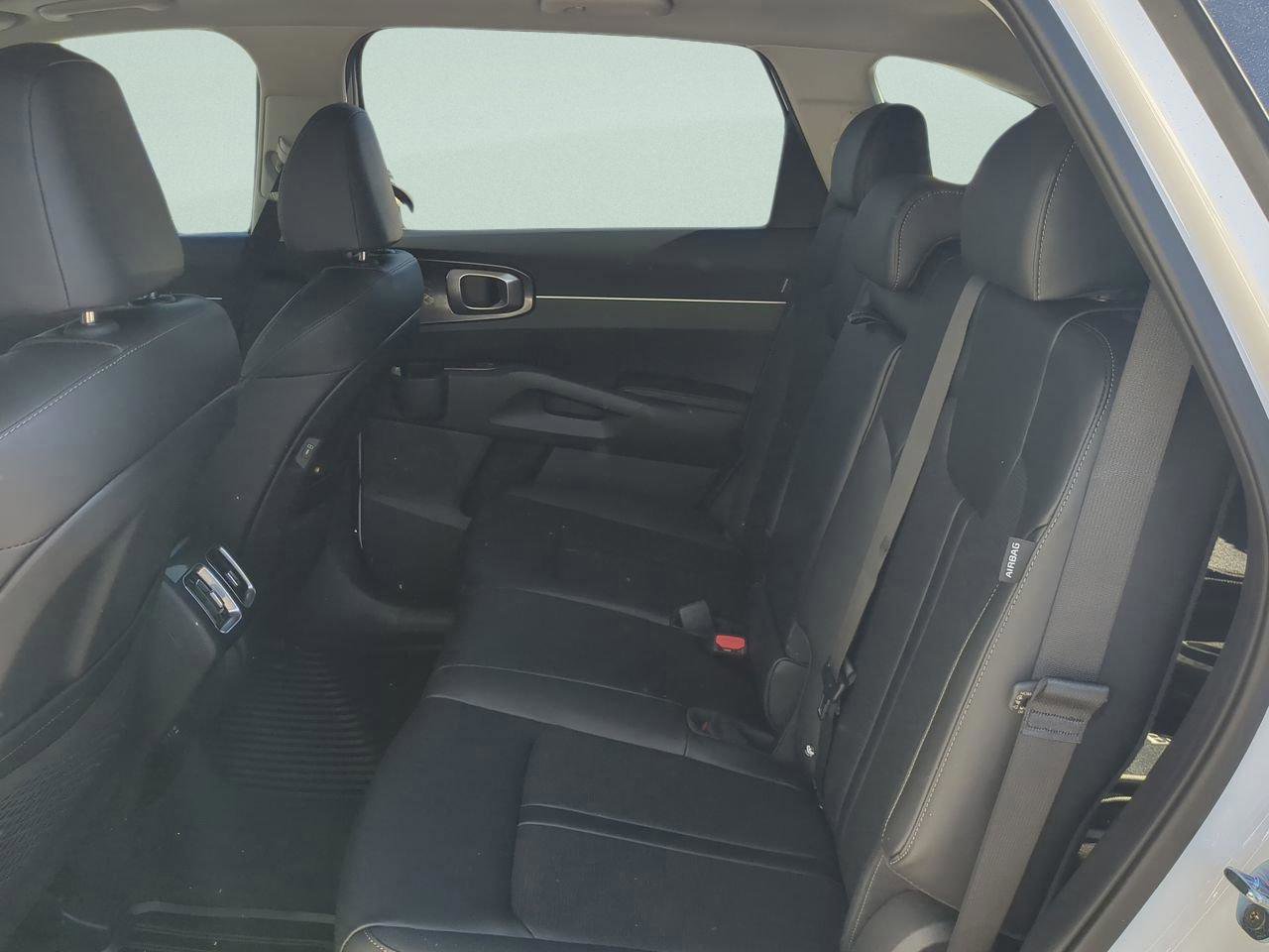 New 2026 Kia Sorento S w/ S Panoramic Sunroof Package image 23