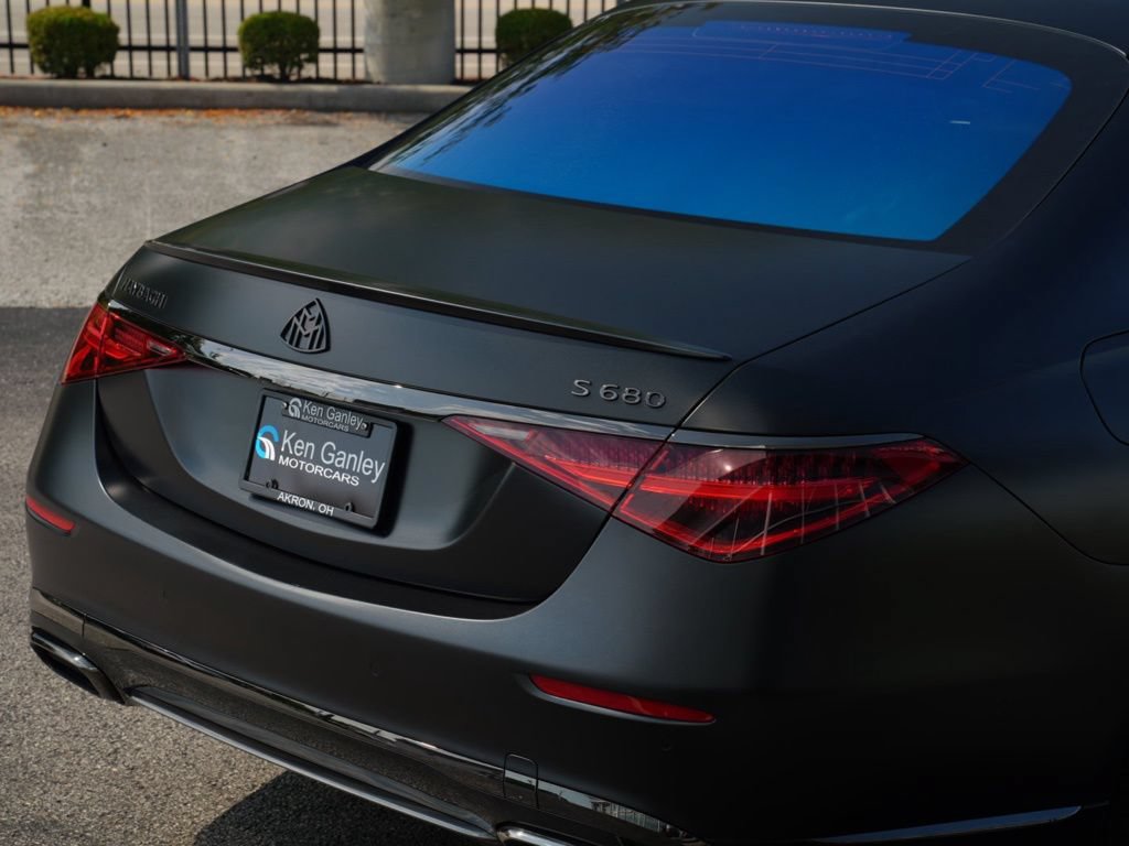 Used 2025 Mercedes-Benz Maybach S 680 4MATIC image 23