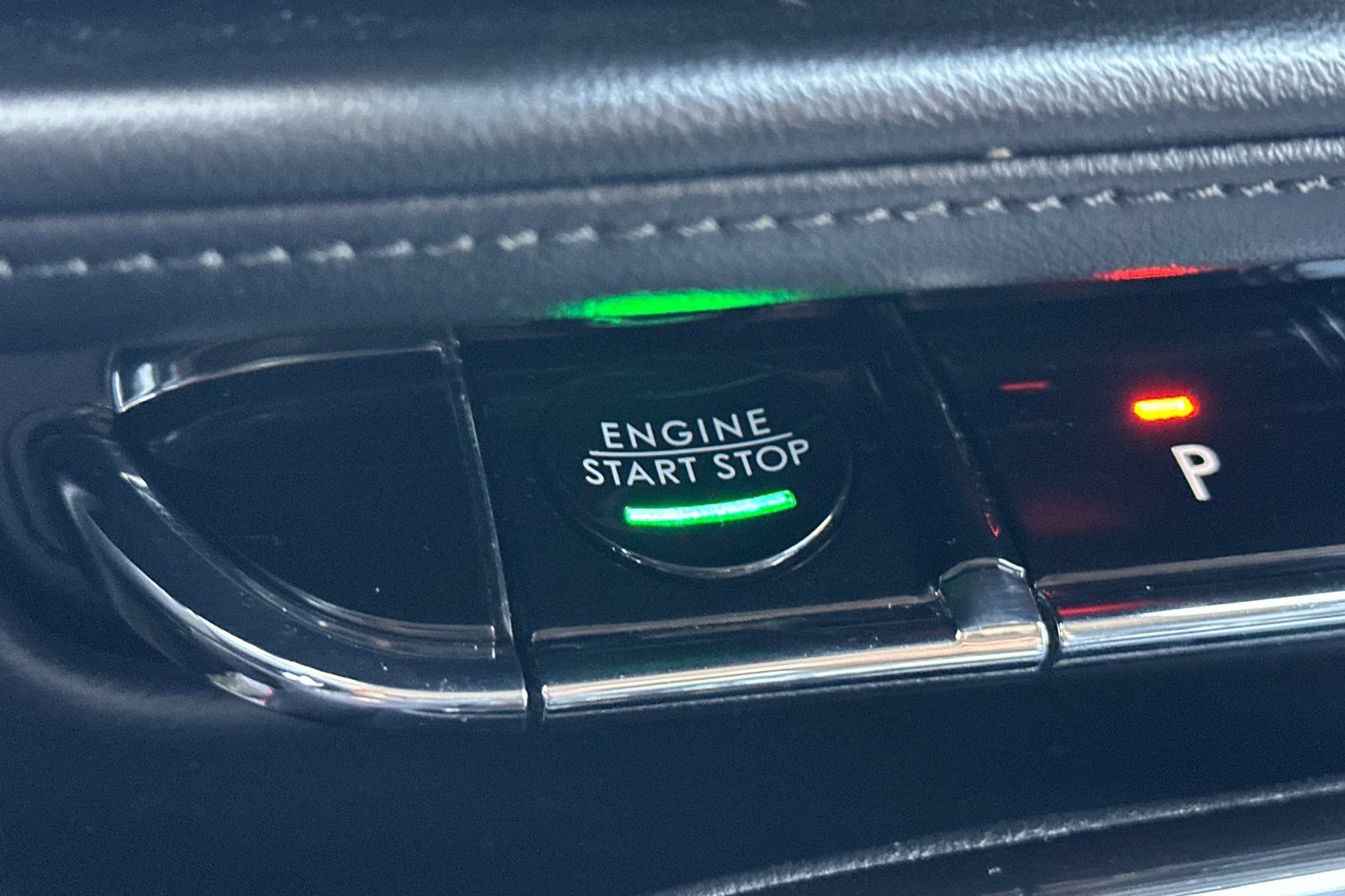 Certified 2022 Lincoln Nautilus FWD w/ Premium Package image 22