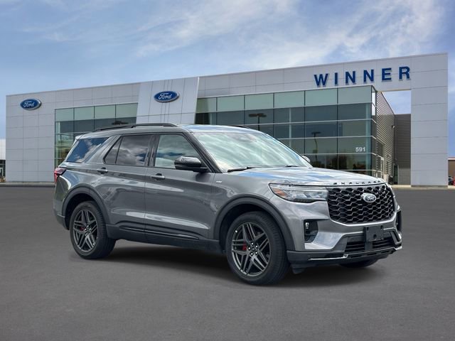 Used 2025 Ford Explorer ST-Line w/ ST-Line Street Pack AWD/4WD image 6
